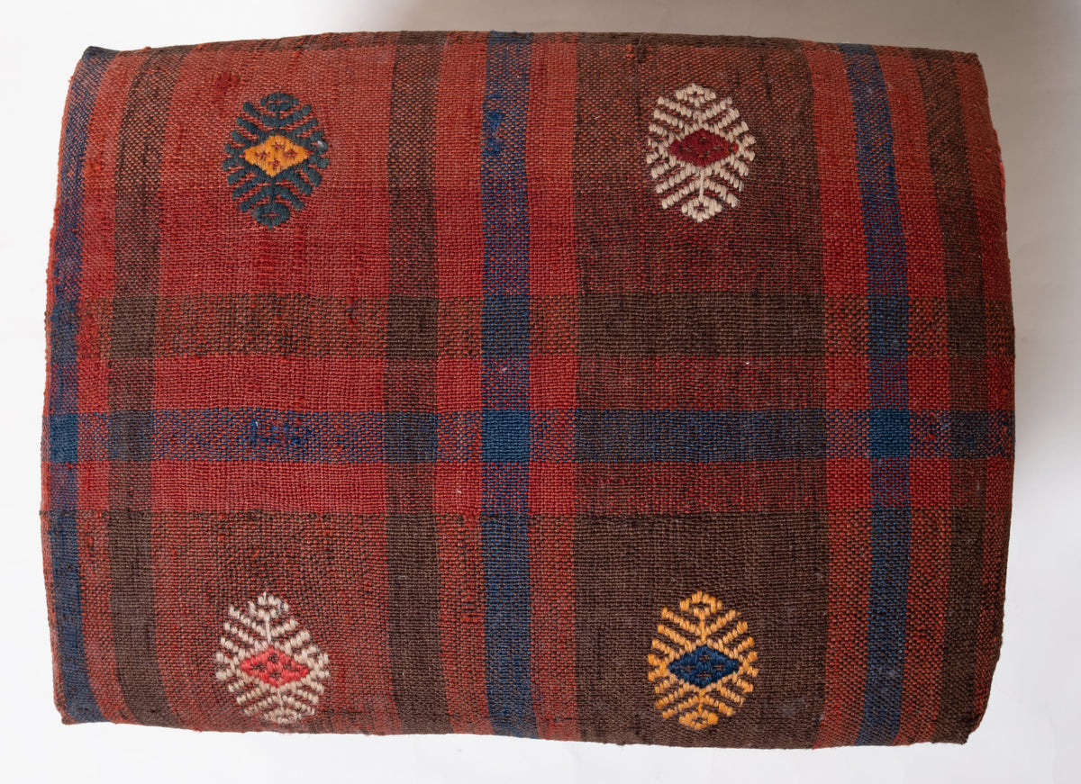 Kilim Ottoman Chair – P50074