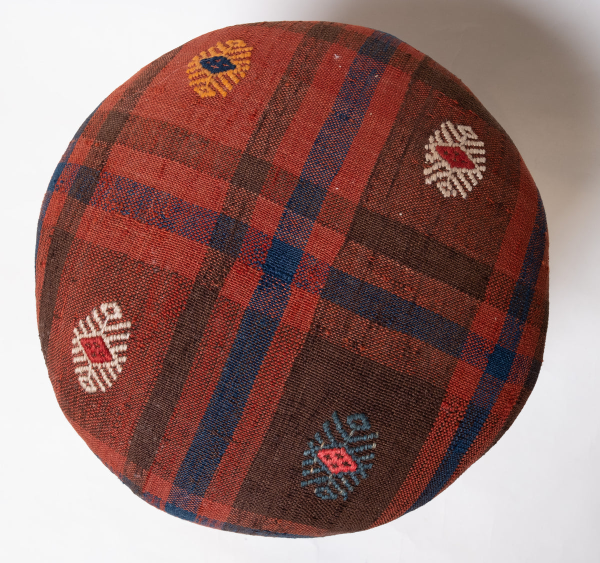 Kilim Ottoman Chair – P50075