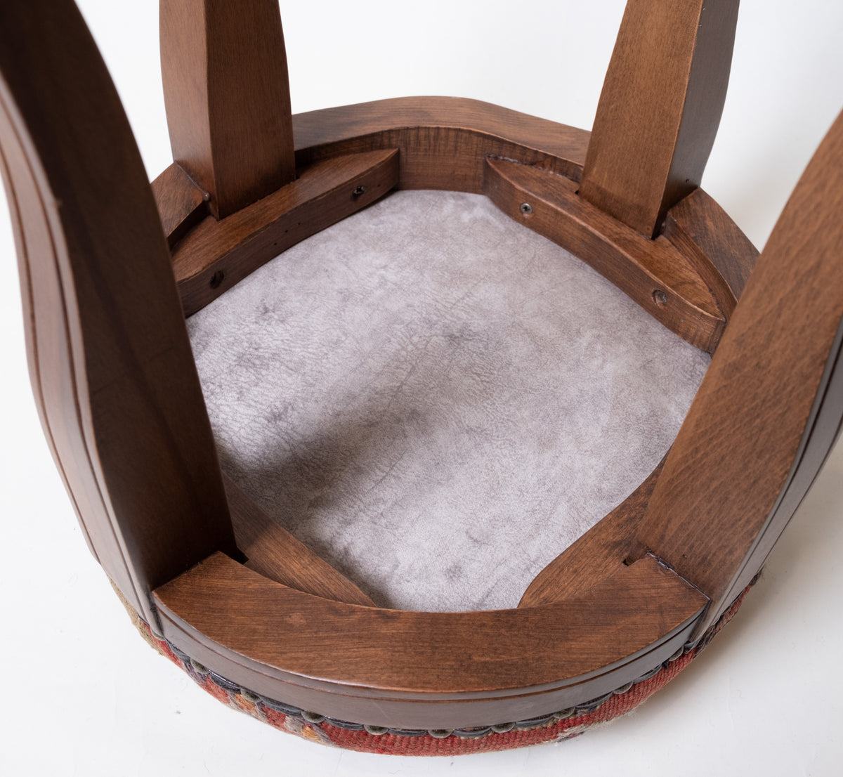 Kilim Ottoman Chair – P50079