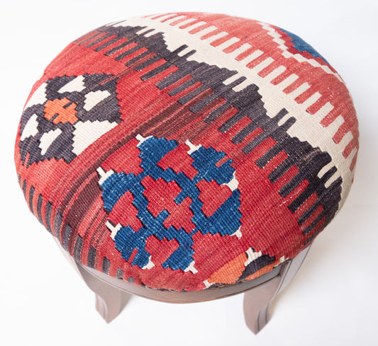 Kilim Ottoman Chair – P50027