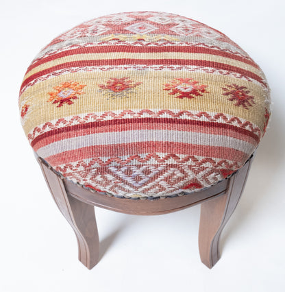 Kilim Ottoman Chair – P50043