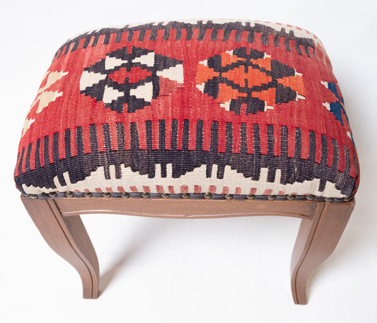 Kilim Ottoman Chair – P50056