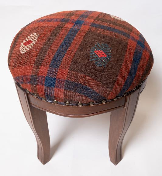 Kilim Ottoman Chair – P50075